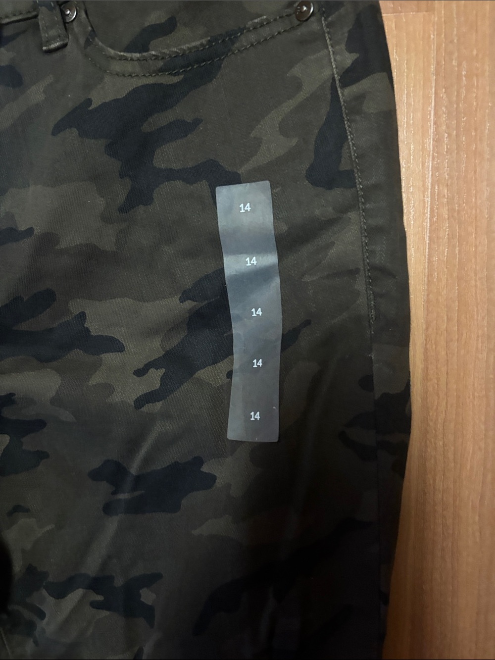 Lane Bryant Camo Super Stretch Skinny Pants Jeans Distressed Women’s Plus 14 NWT - Picture 6 of 12